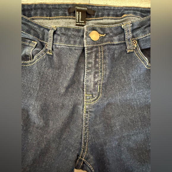 Forever 21 Jeans women’s size 28 - Picture 3 of 6